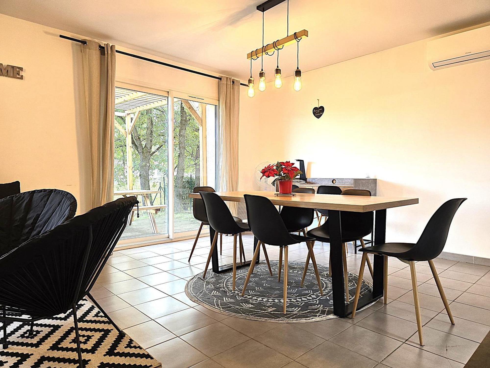 Le Clos Andree - Charmante Maison 8 Personnes - 5 Lits - Climatisation Reversible - Parking 3 Vehicules - Garage - Zone Nord Montauban - Terrasse Et Jardin Eksteriør bilde