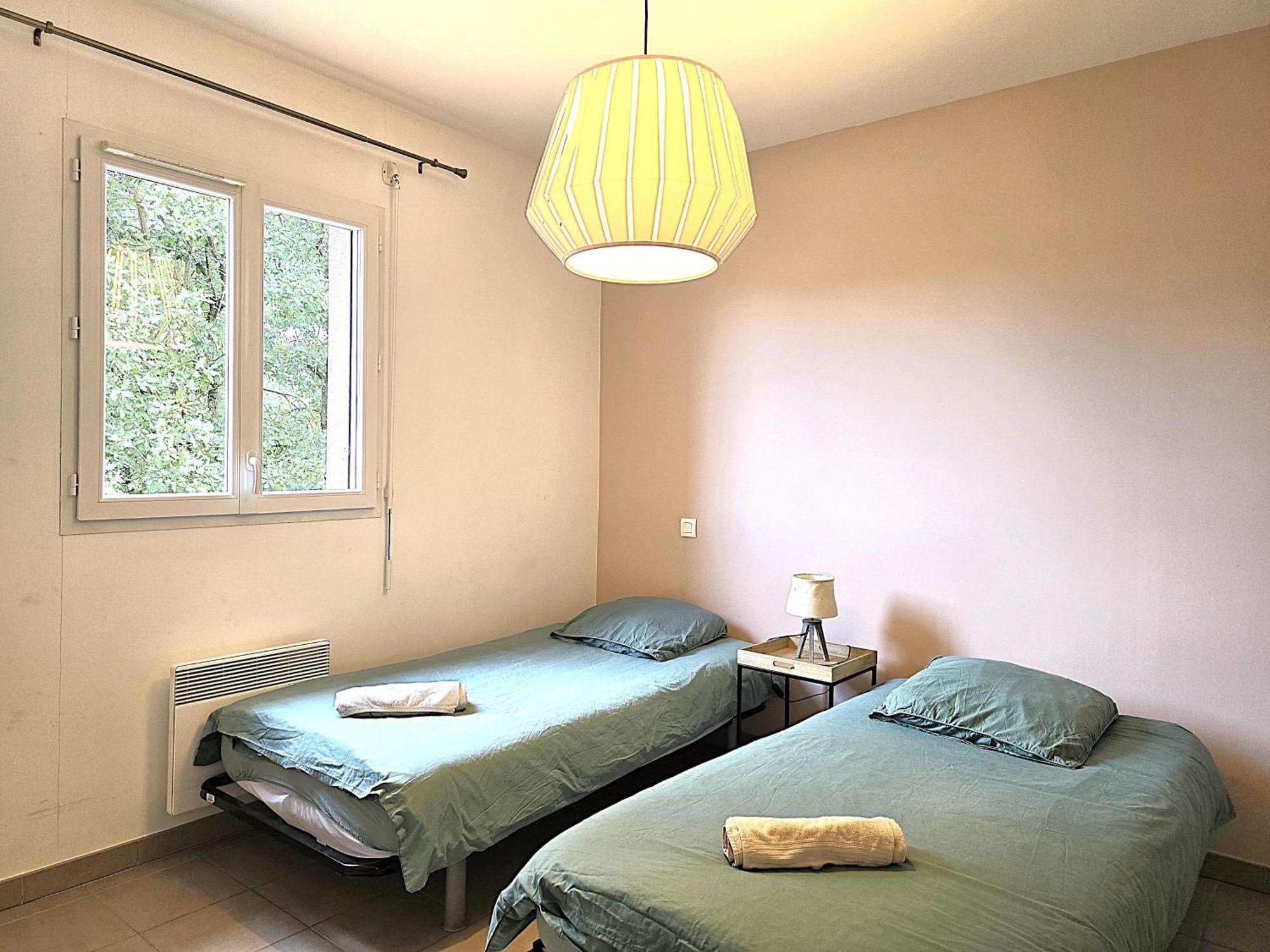 Le Clos Andree - Charmante Maison 8 Personnes - 5 Lits - Climatisation Reversible - Parking 3 Vehicules - Garage - Zone Nord Montauban - Terrasse Et Jardin Eksteriør bilde