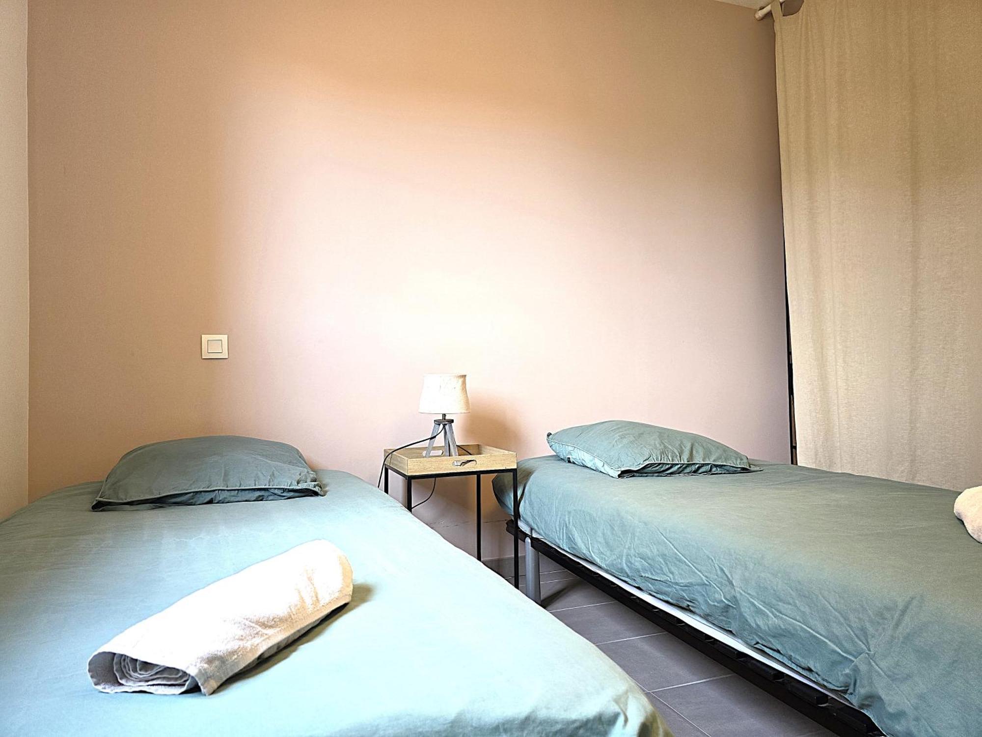 Le Clos Andree - Charmante Maison 8 Personnes - 5 Lits - Climatisation Reversible - Parking 3 Vehicules - Garage - Zone Nord Montauban - Terrasse Et Jardin Eksteriør bilde