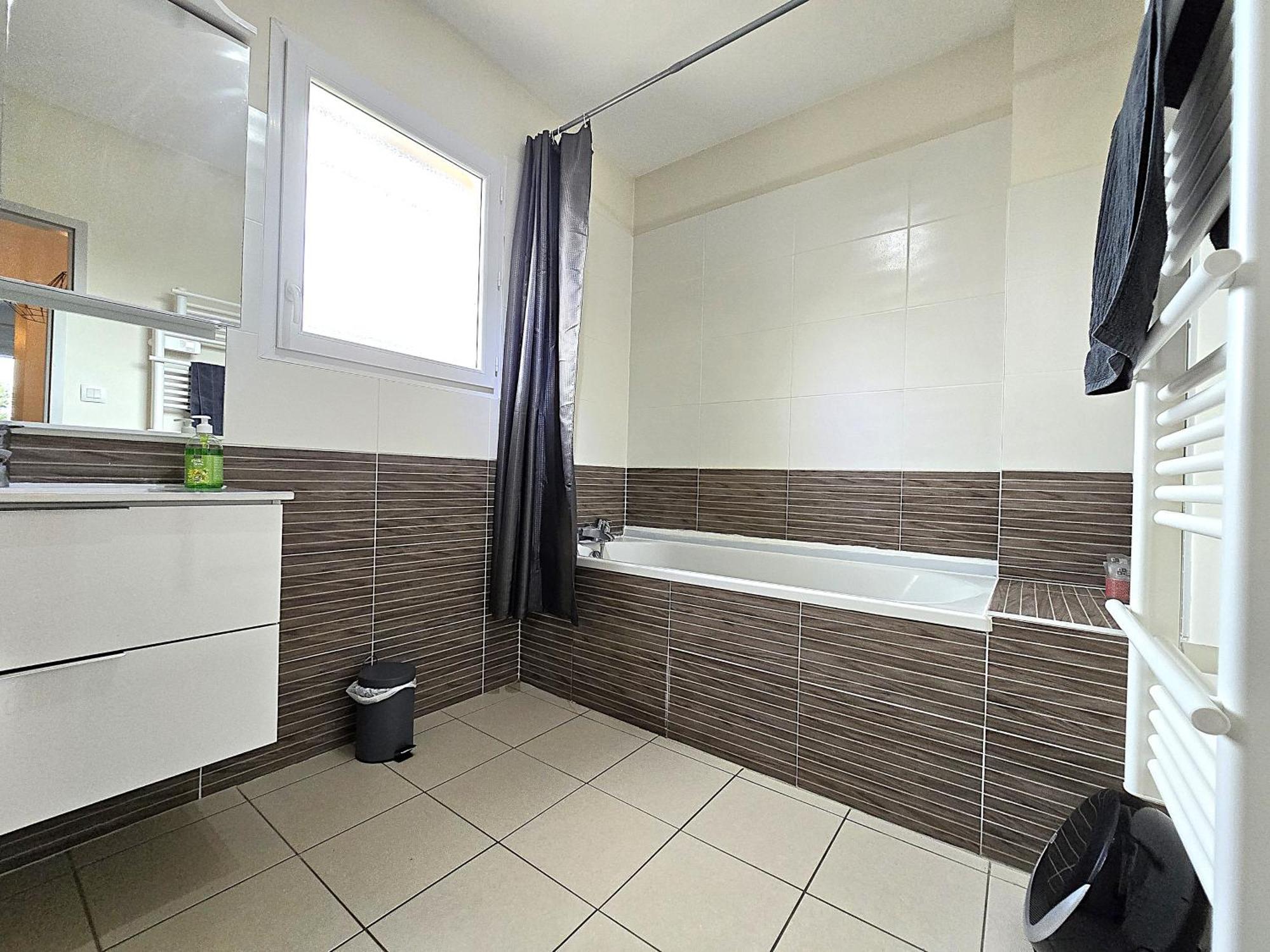Le Clos Andree - Charmante Maison 8 Personnes - 5 Lits - Climatisation Reversible - Parking 3 Vehicules - Garage - Zone Nord Montauban - Terrasse Et Jardin Eksteriør bilde